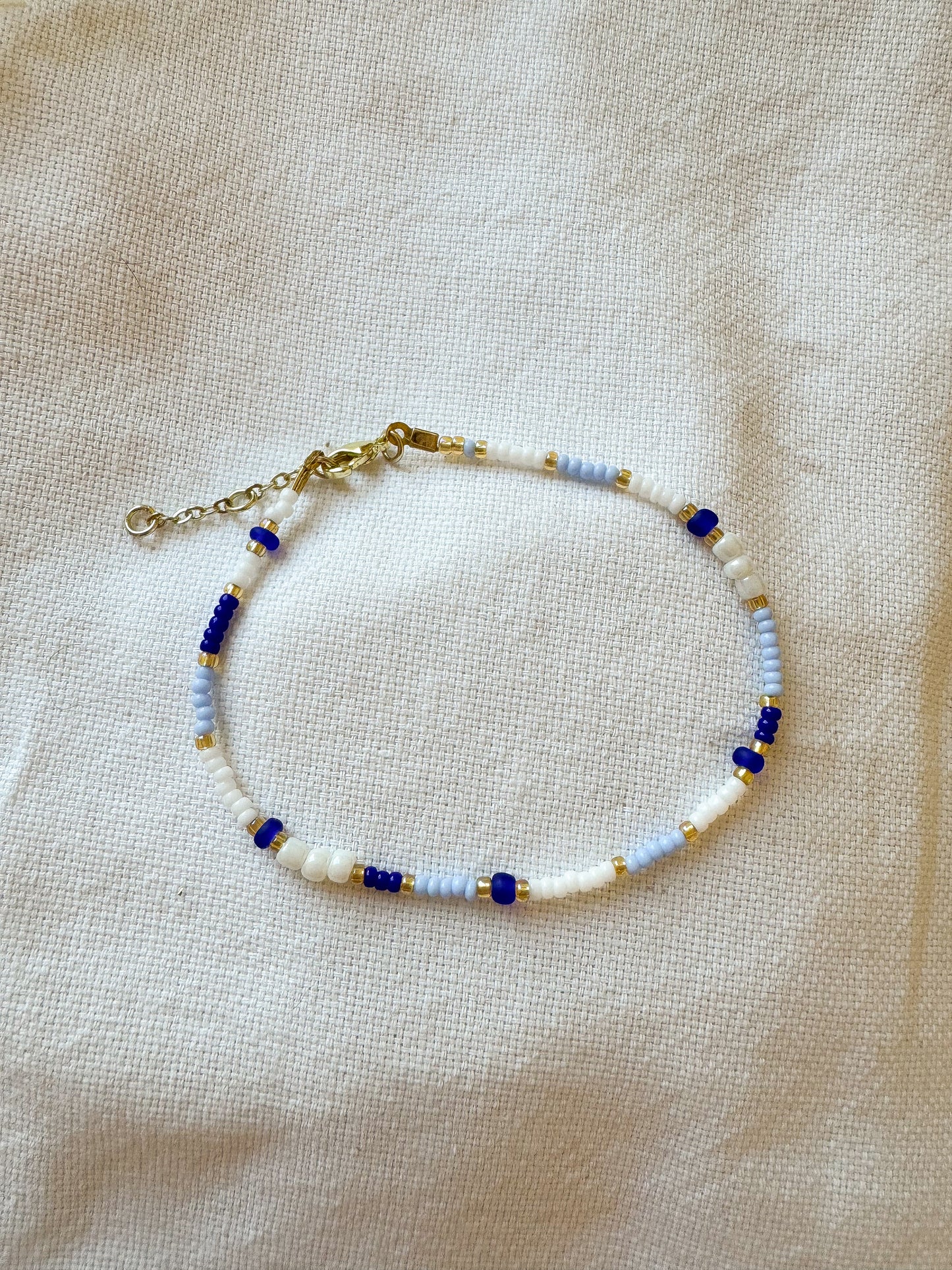 Dainty Freshwater Pearls & Blue Miyuki Bead Anklet