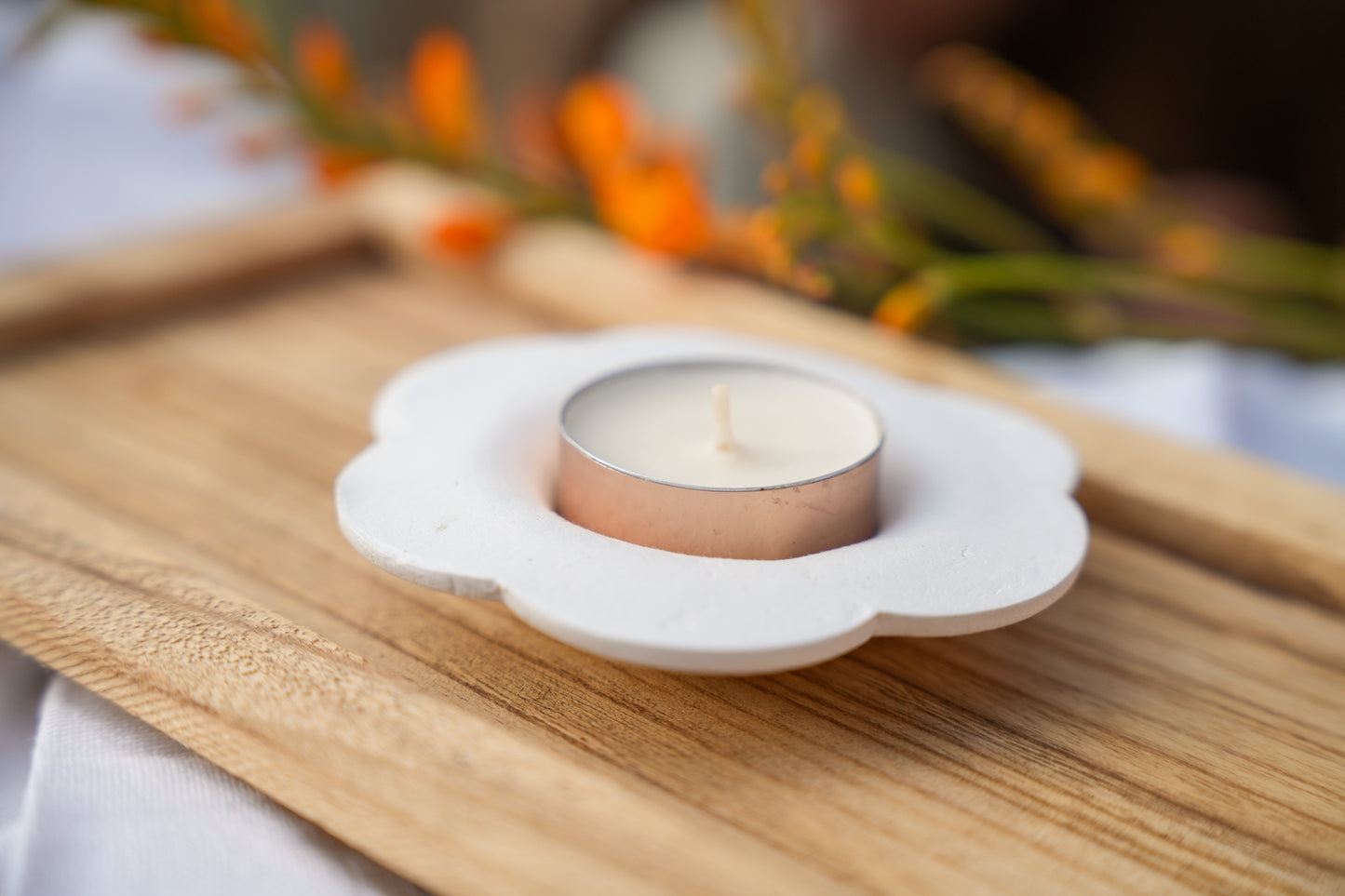 White Clay Minimalist Flower Tealight Candle Holder