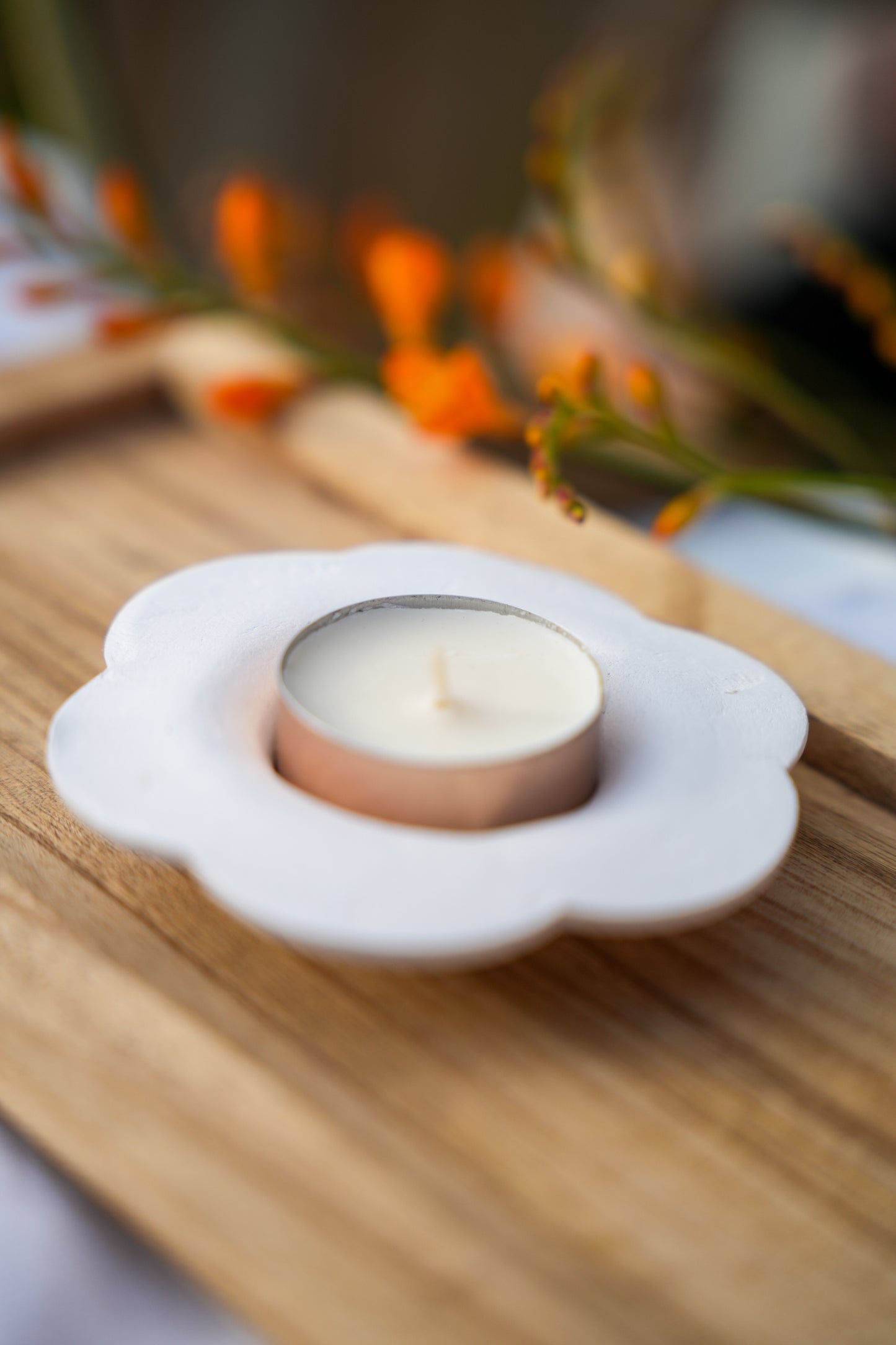 White Clay Minimalist Flower Tealight Candle Holder